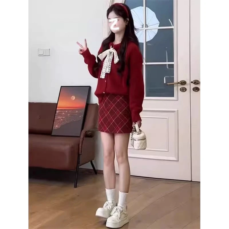 小香风红色蕾丝蝴蝶结系带毛衣红茶风格纹半身裙学院风甜美套装