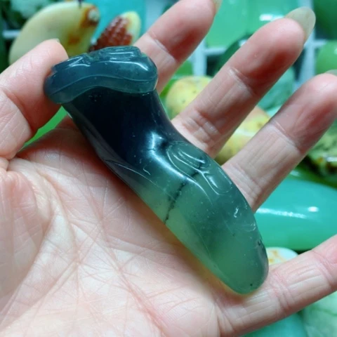 蛇纹石玉未镶嵌手把件