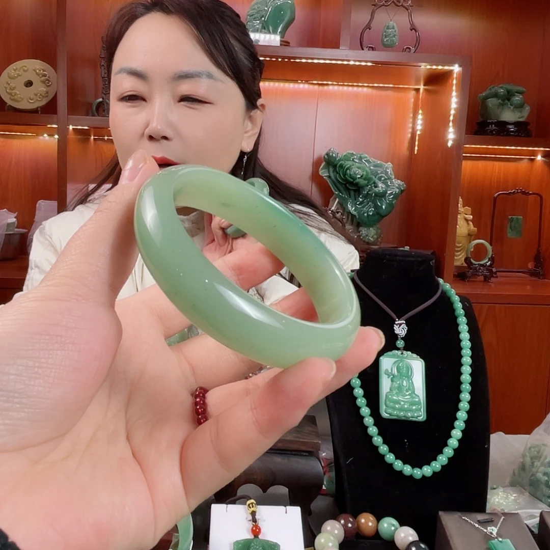 密玉（石英质玉）颈饰未镶嵌58