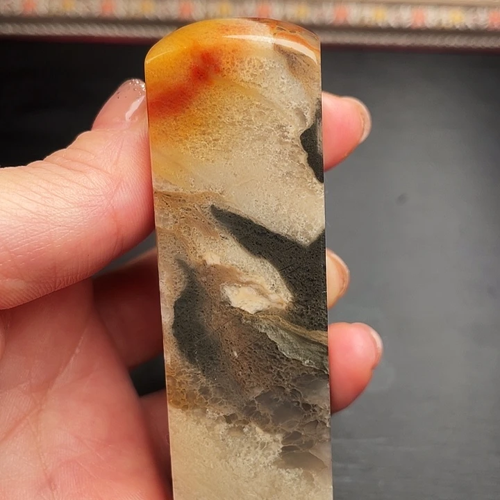 用***8田黄石昌化石手把件印章