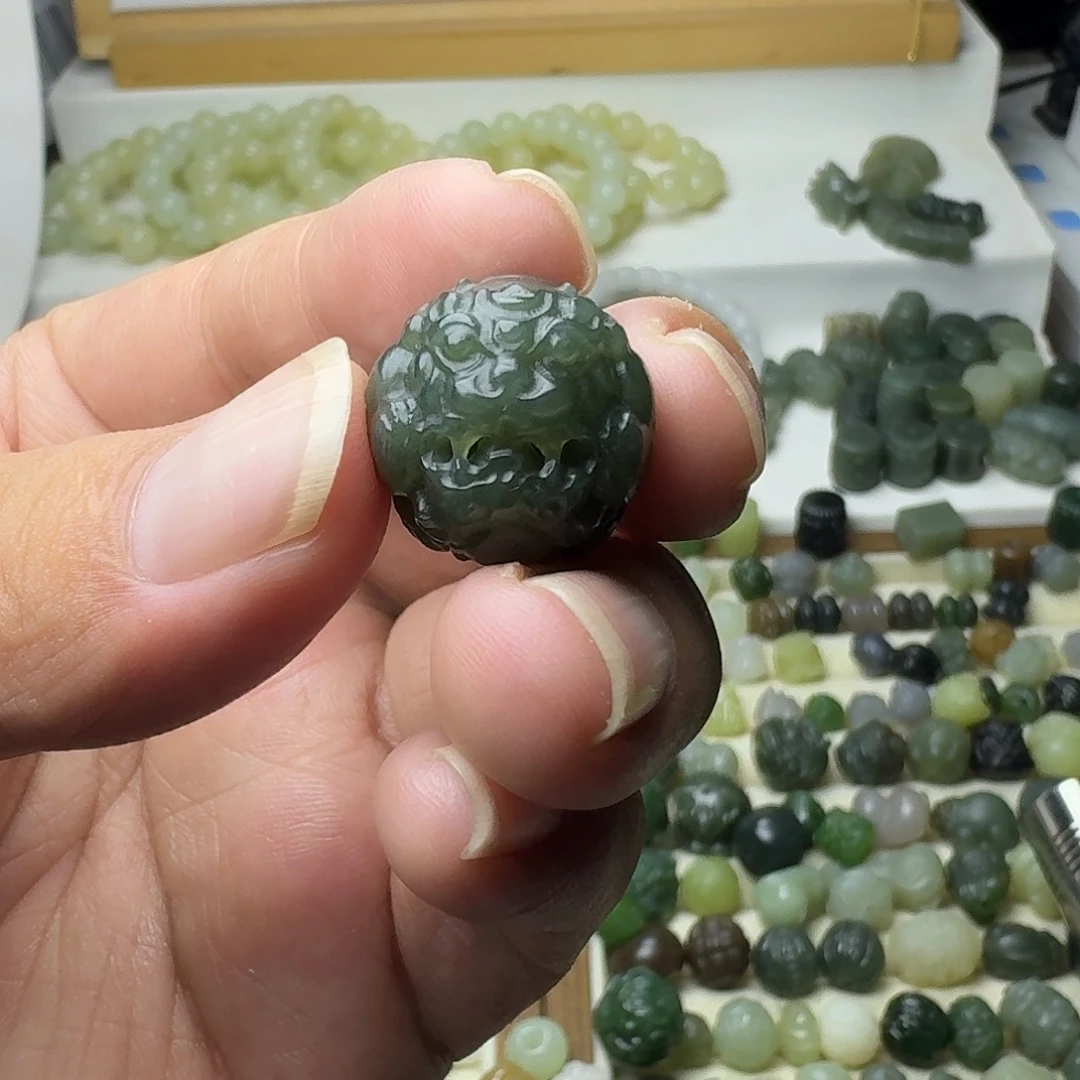 加***活未镶嵌和田玉珠宝半成品和田玉且末蓝貔貅18㎜