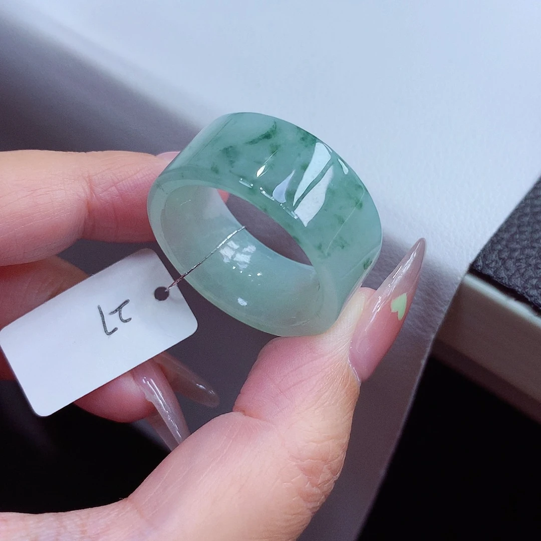 翡翠未镶嵌戒指缅甸A货