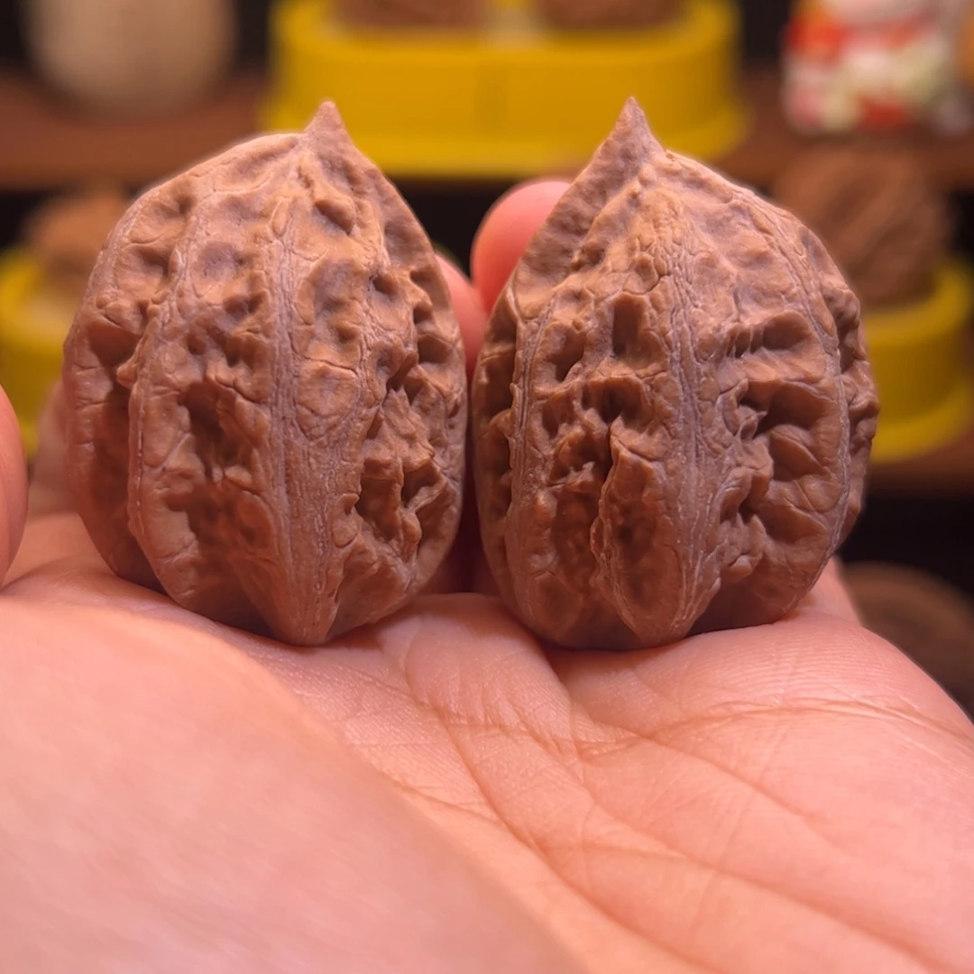 文玩核桃吊坠核桃44磕碰