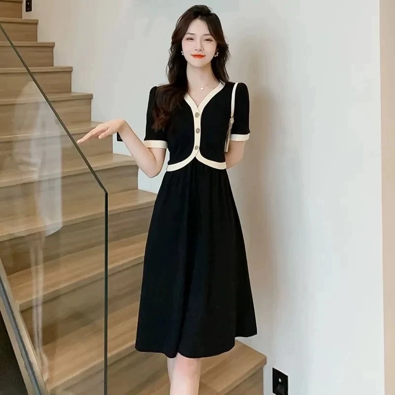 高级感短袖连衣裙女夏2025新款时尚减龄收腰遮肚显瘦假两件中长裙