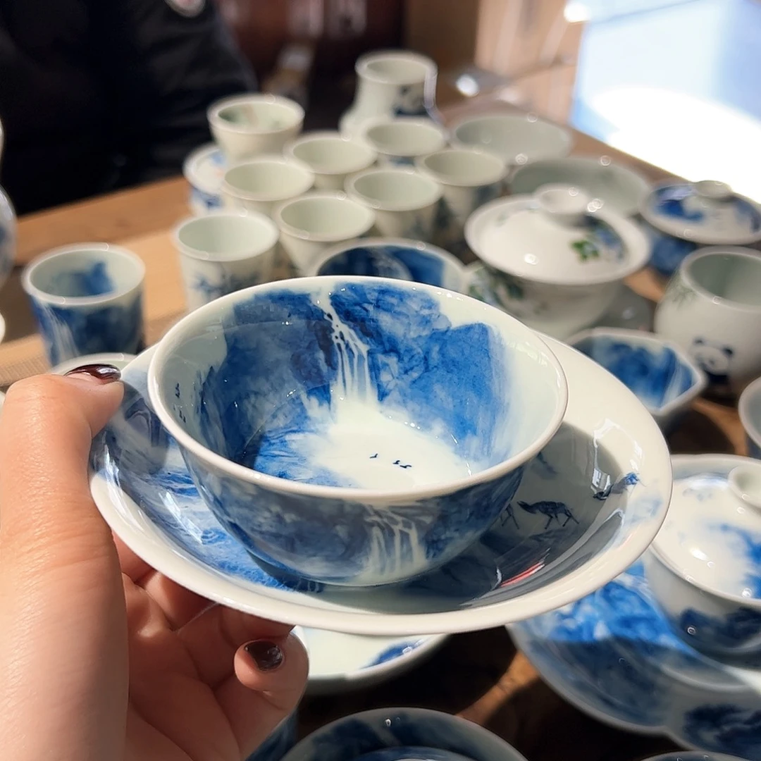 杯小***谷青花手绘山水主人杯