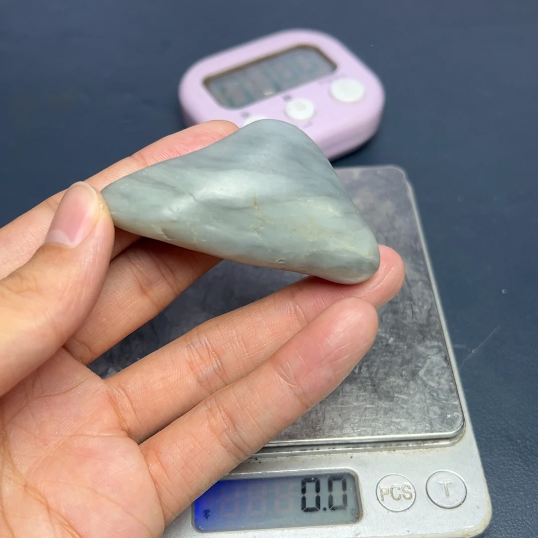 未镶嵌和田玉（糖玉）挂件