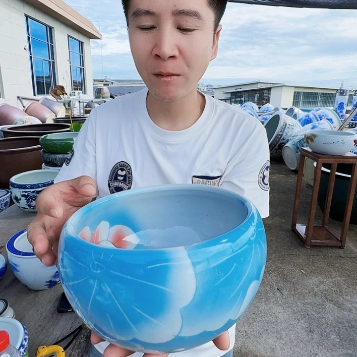 瓷片直径23，高13。。。。