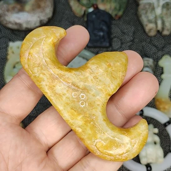 把件龙脊菩提物件优美，欢迎咨询