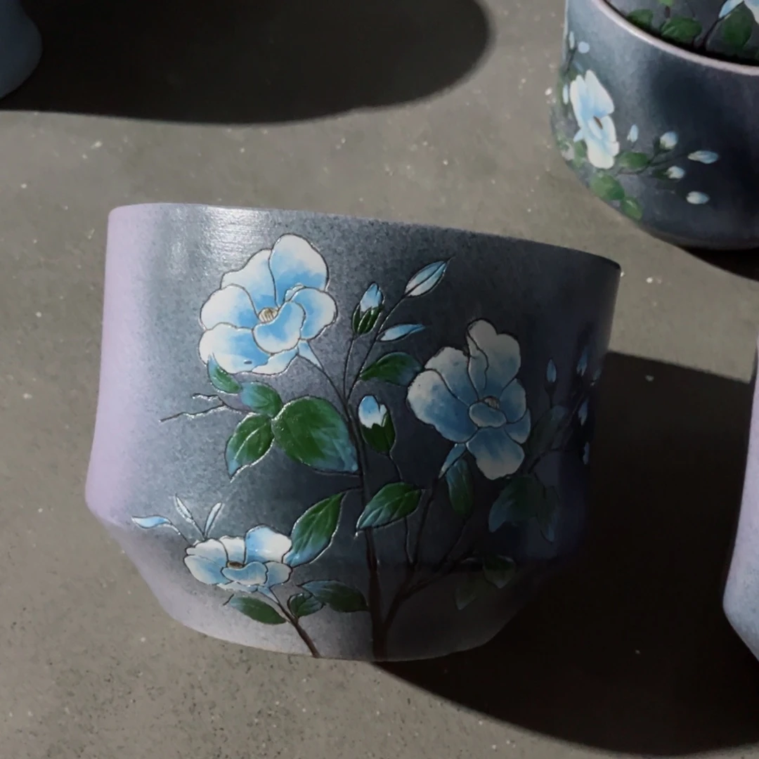 陶瓷吴*缇你在哪呢你现在干吗呢