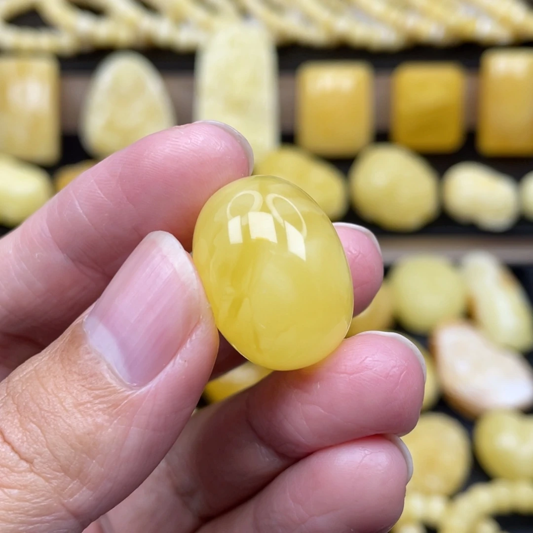 琥珀未镶嵌裸石琥珀蜜蜡