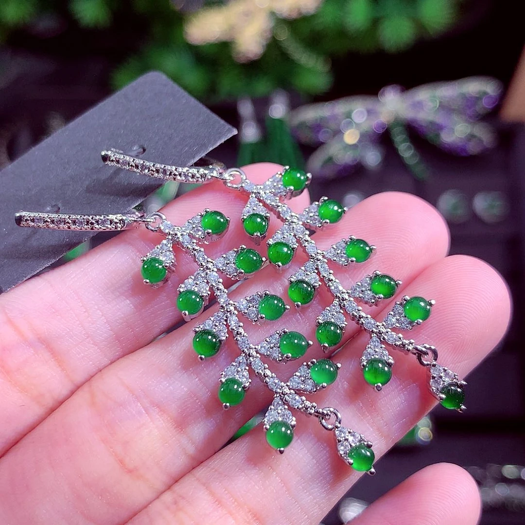 颈饰未镶嵌翡翠天然