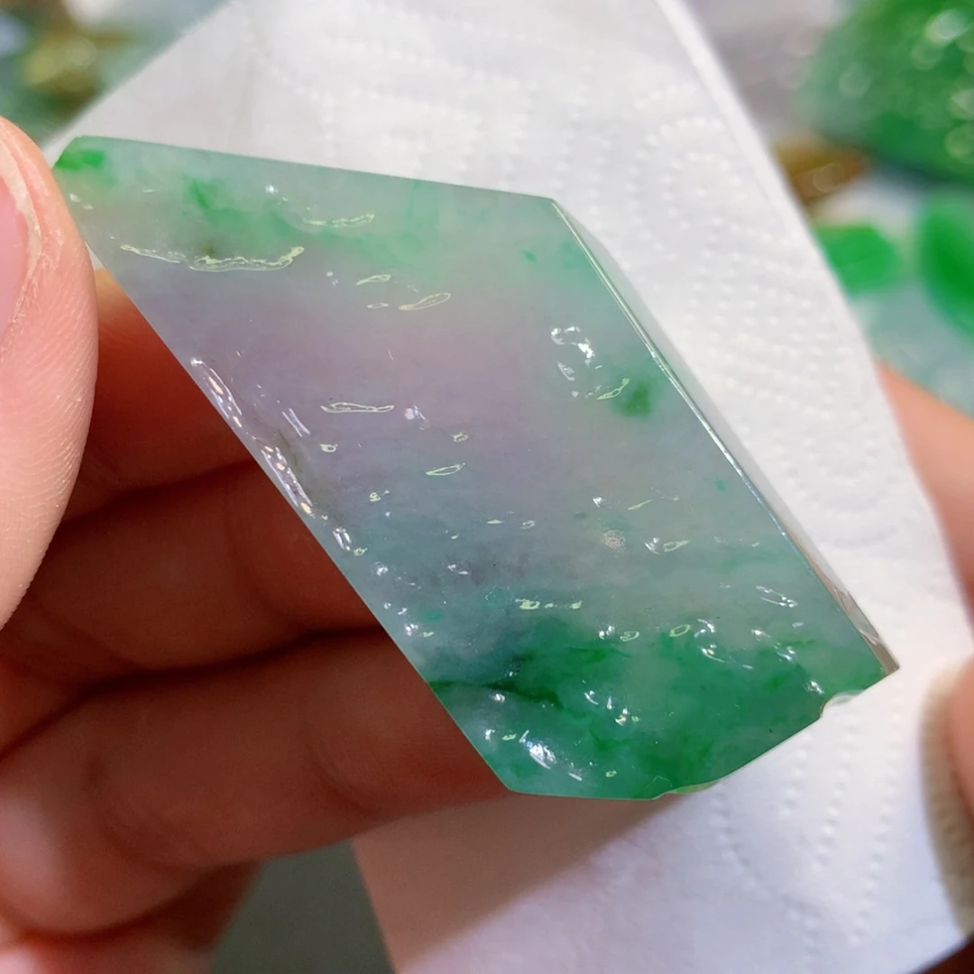 【闪购商品】翡翠吊坠(不含链)未镶嵌