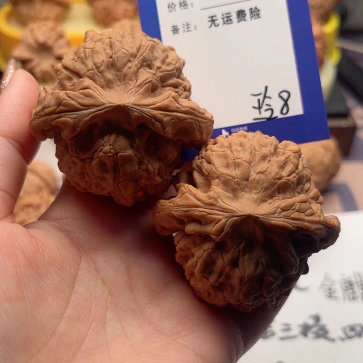 吊坠文玩核桃颜**妆文玩核桃8