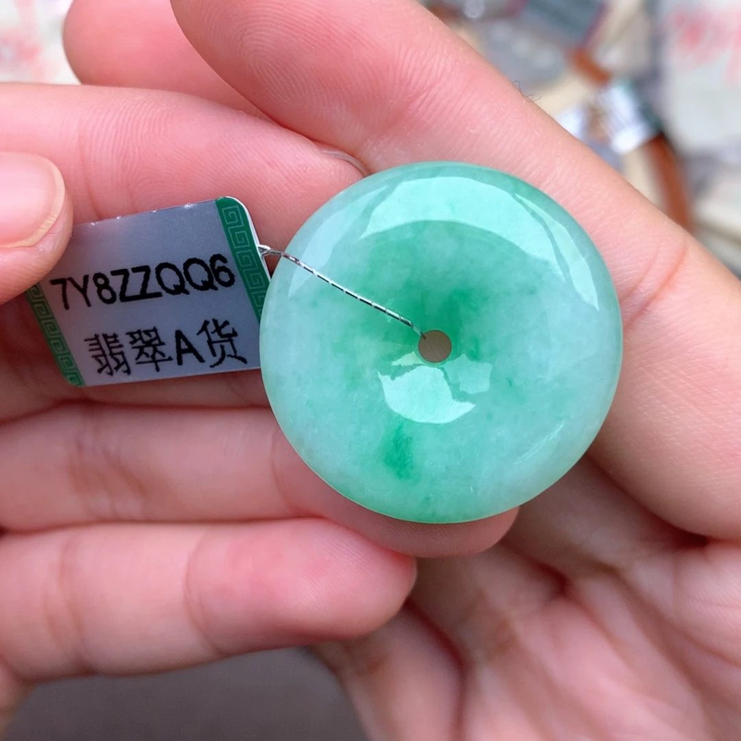 未镶嵌挂件翡翠一