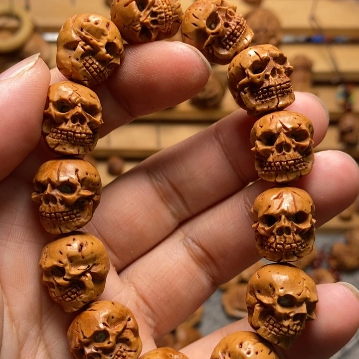 桃核手工雕刻骷髅手串