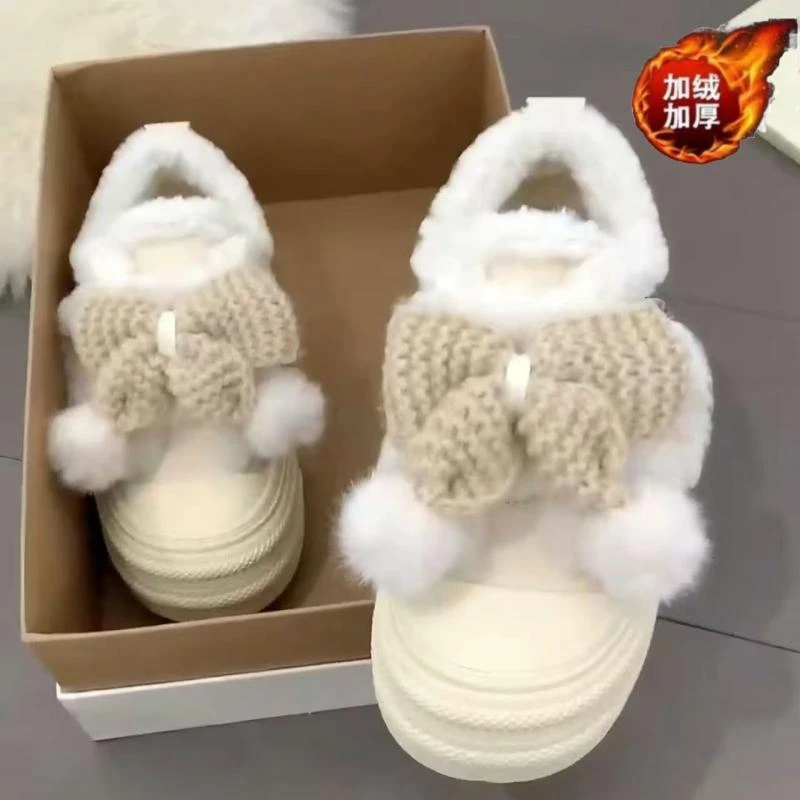冬季暖呼呼奶油厚底小白鞋女2025新款外穿加厚防寒毛茸茸保暖板鞋
