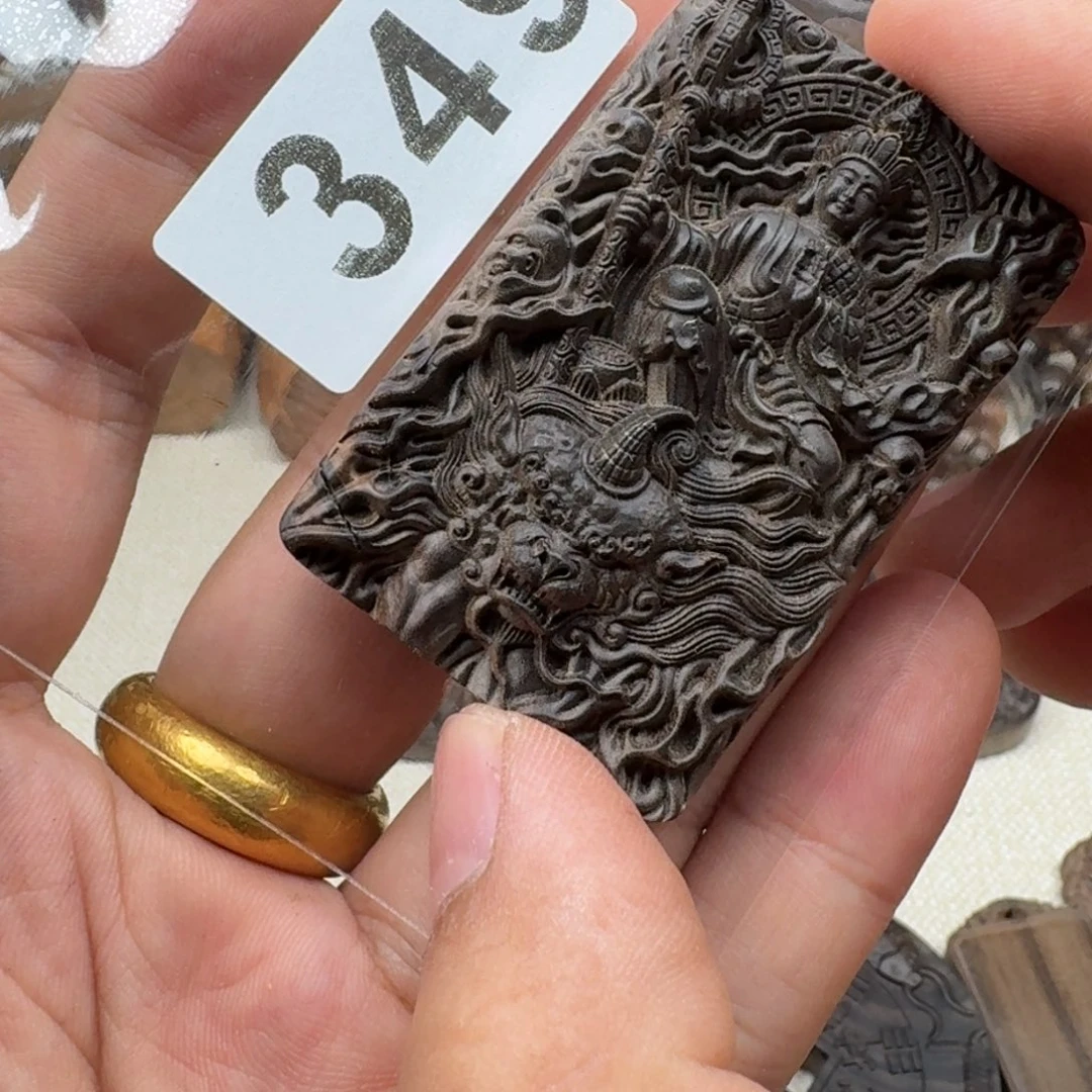 檀香木其他微瑕阴沉老山4×6×1.2