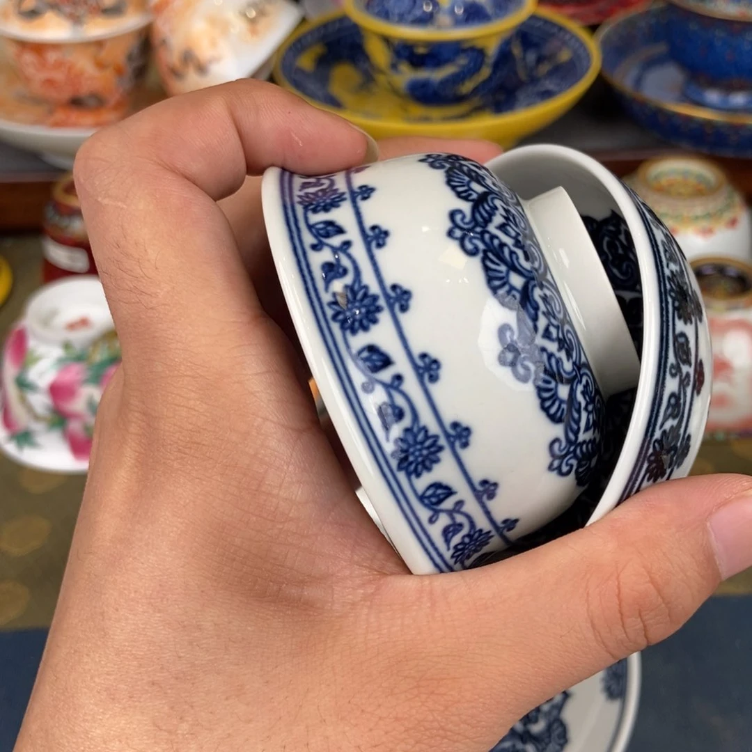 鱼陶瓷艺术家的作品是一