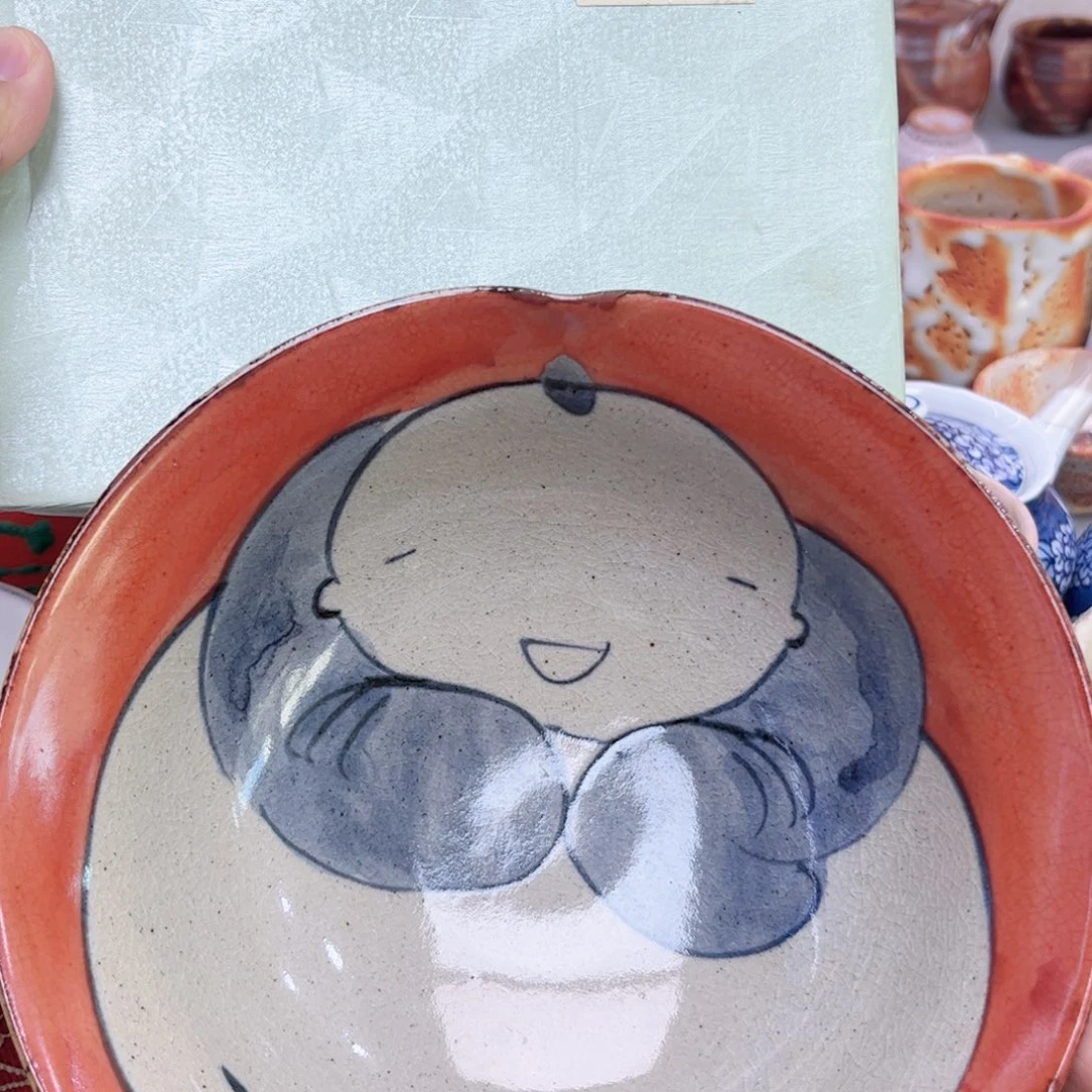 瓷片一个漂亮可爱的钵