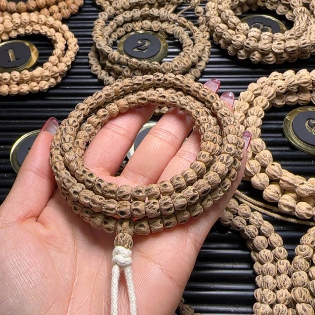 【闪购商品】柏香籽/百香籽吊坠万**青