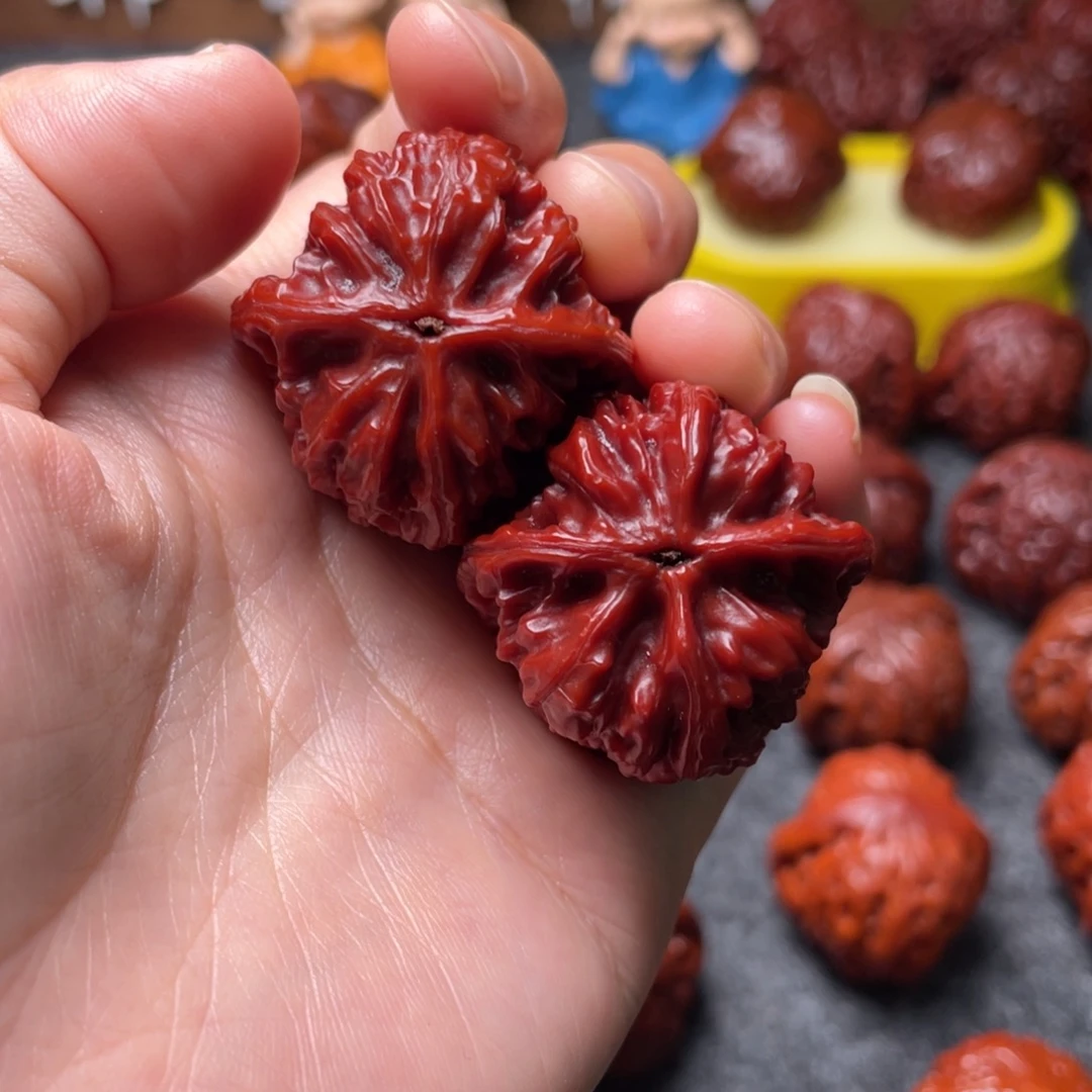 文玩核桃吊坠文玩核桃 手把件 赤龙鸡心 34