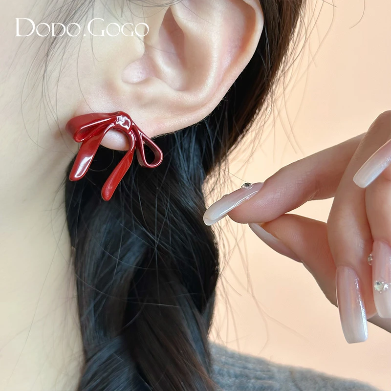 DODOGOGO 合金耳饰 百搭红色蝴蝶结耳钉少女甜美可爱气质精致耳环