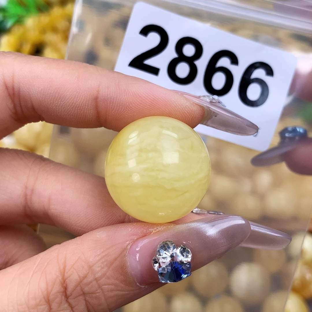 未镶嵌琥珀珠宝奇石24