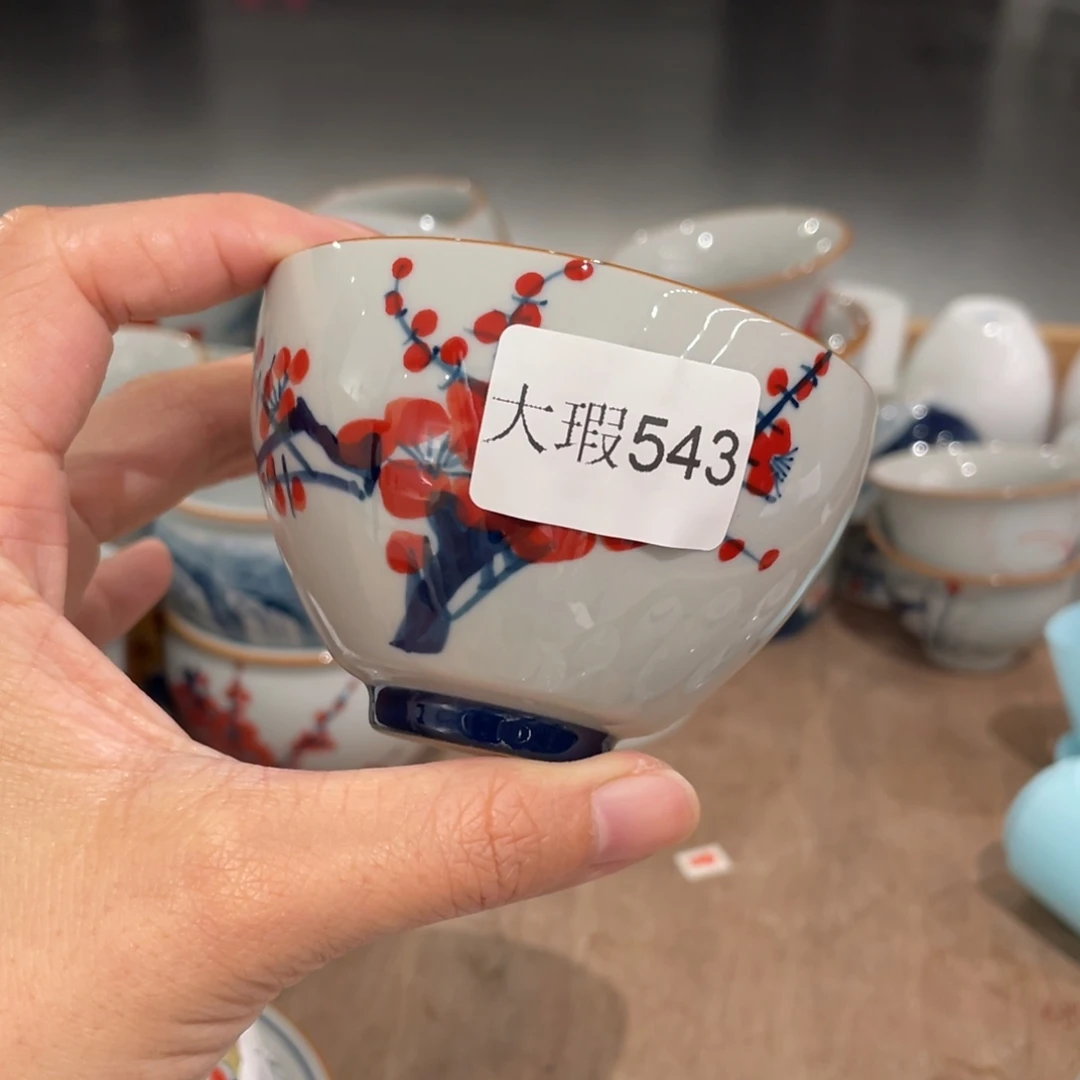釉下手绘茶具微瑕