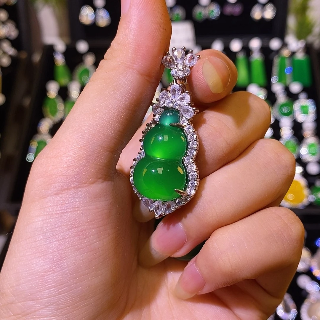 玛瑙/玉髓颈饰合金