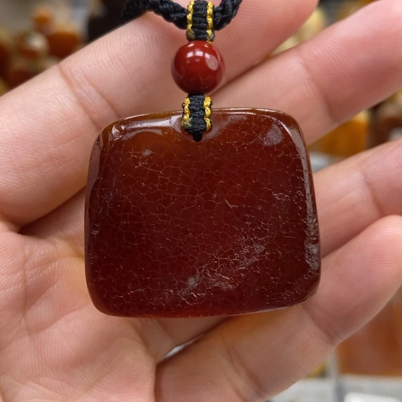 【闪购商品】琥珀颈饰未镶嵌