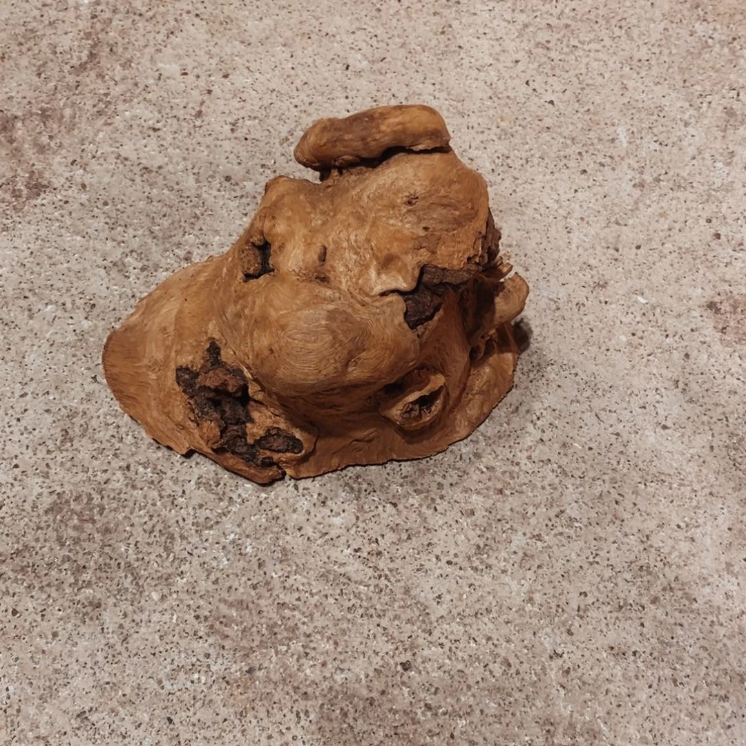****荔枝木随形木材一个