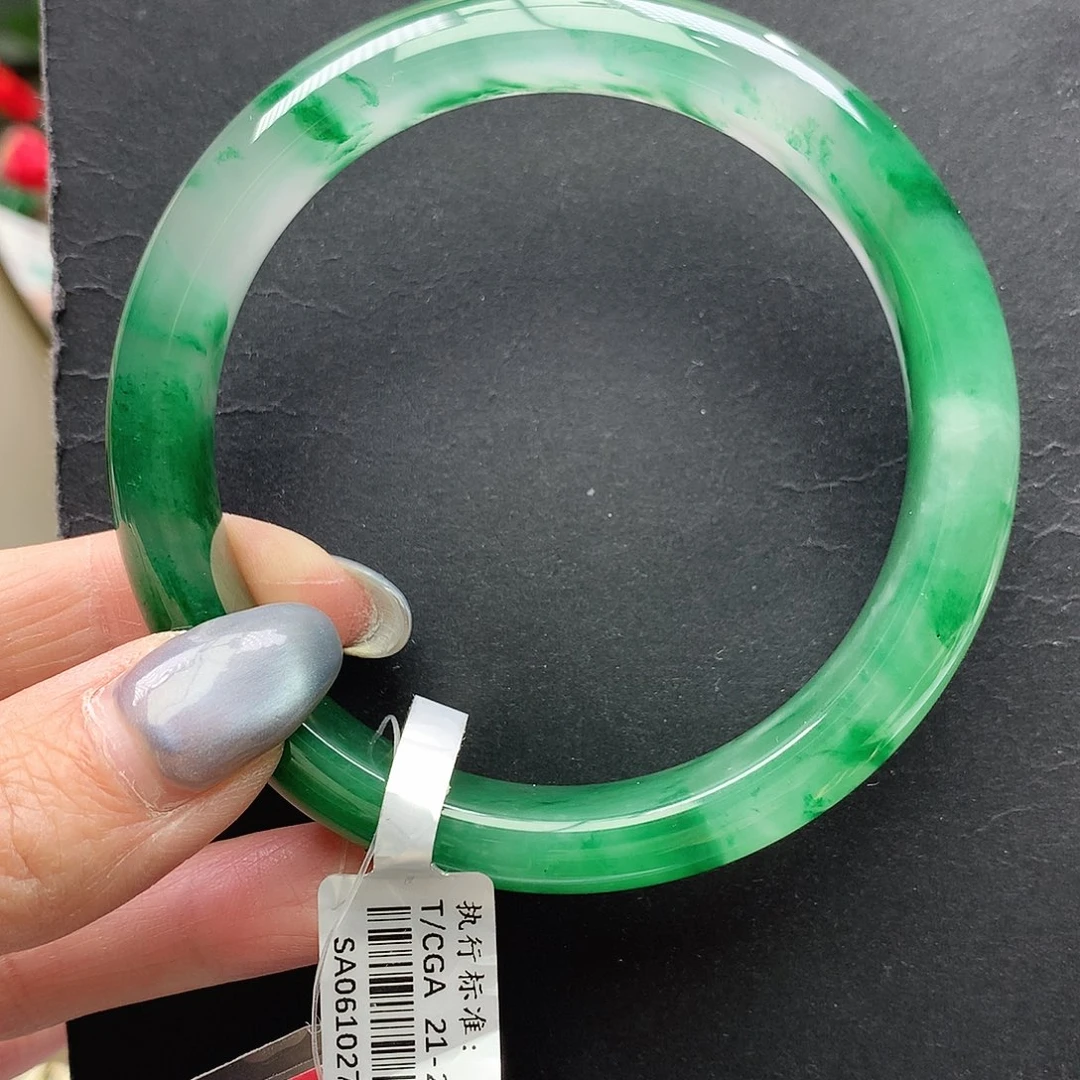 美****石英质玉未镶嵌手镯