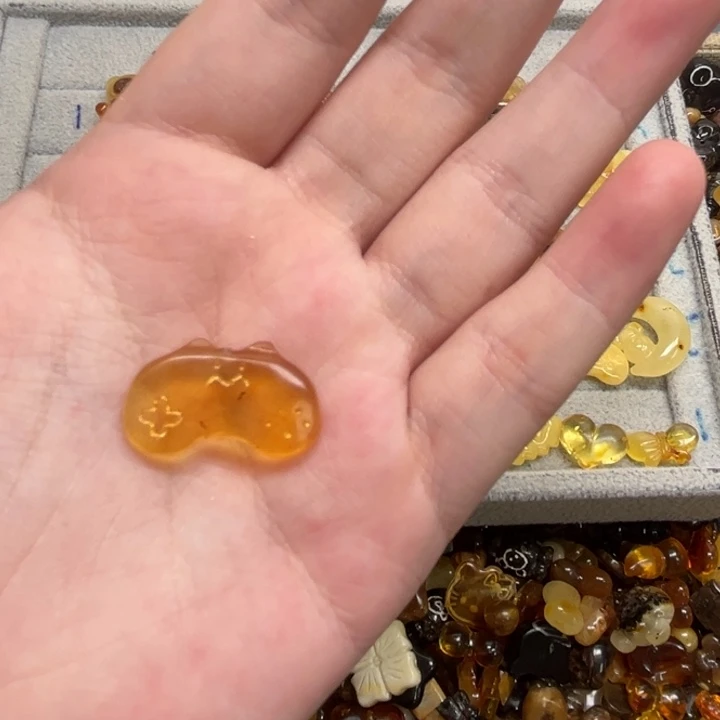 裸石琥珀未镶嵌?**天然蜜蜡配件