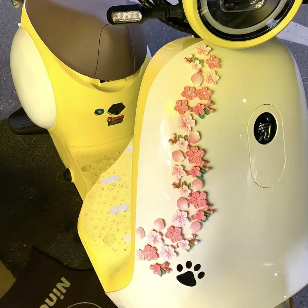 【新款】樱花立体贴纸电动车夏日樱花车贴渐变粉白桃花立体无痕贴