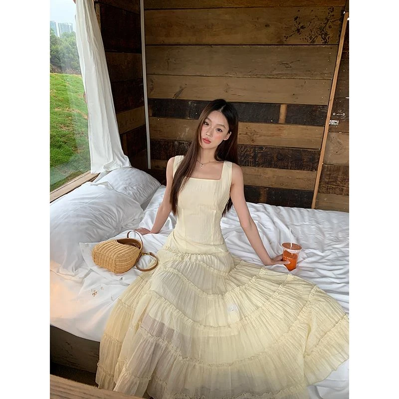 法式长款连衣裙女夏2025新款吊带气质a字显瘦长裙简单大方裙子