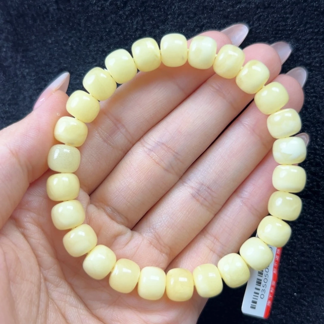 未镶嵌琥珀珠宝奇石