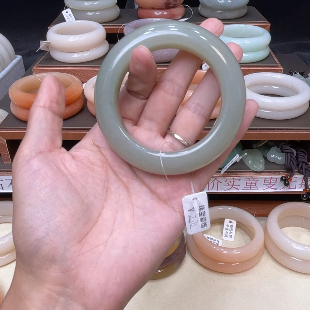 囍***_未镶嵌手镯石英质玉