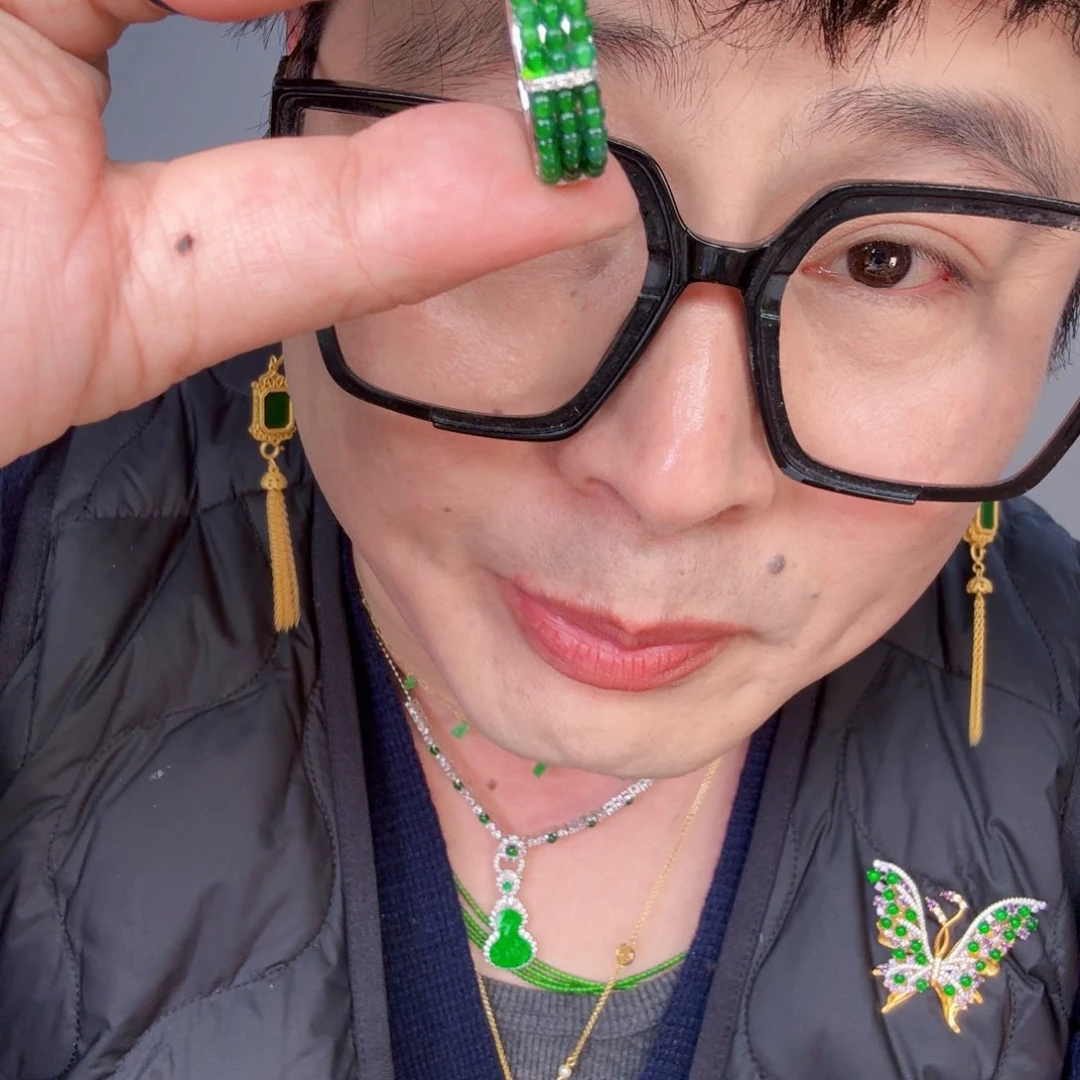 翡翠颈饰未镶嵌一个