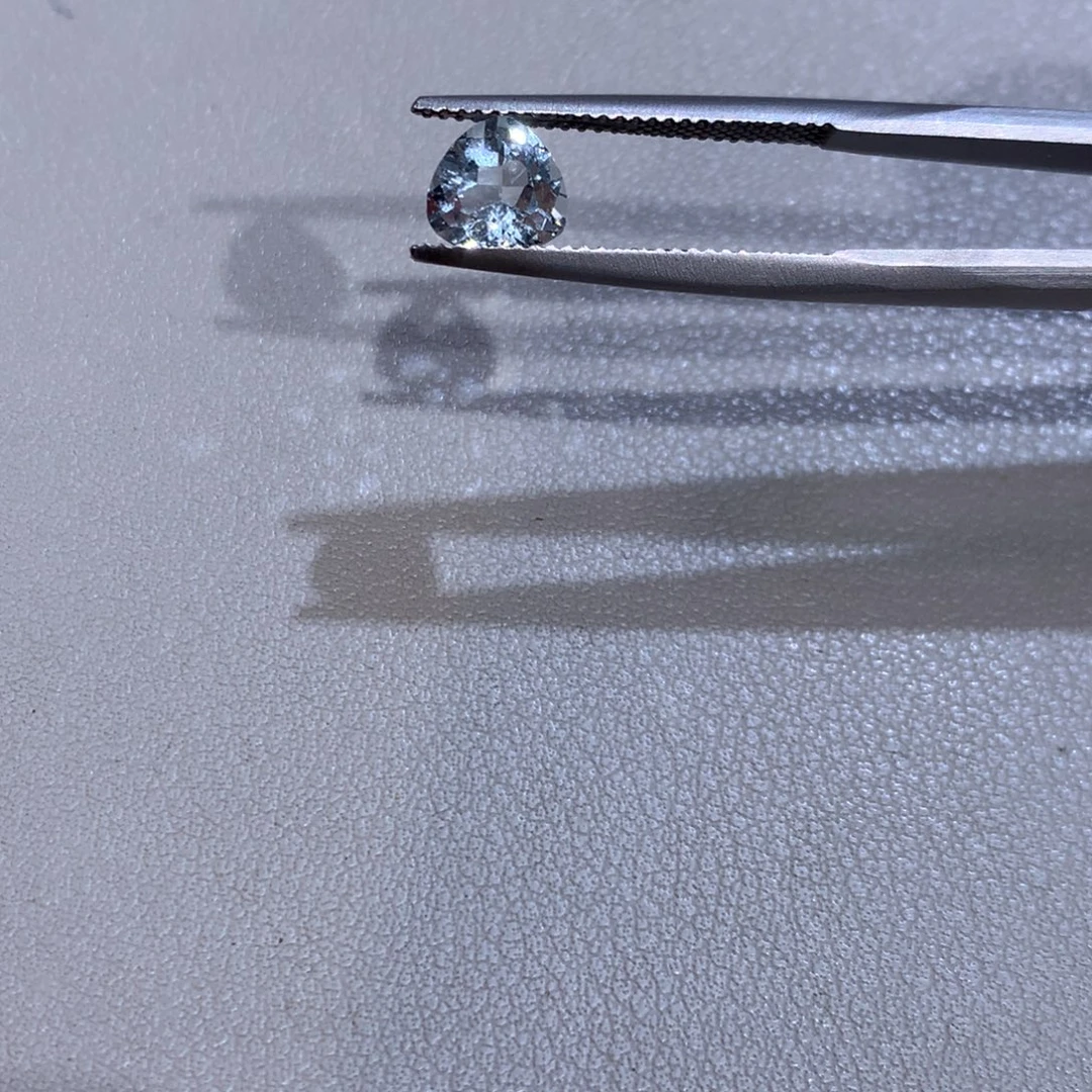 海蓝宝石裸石1.4克拉