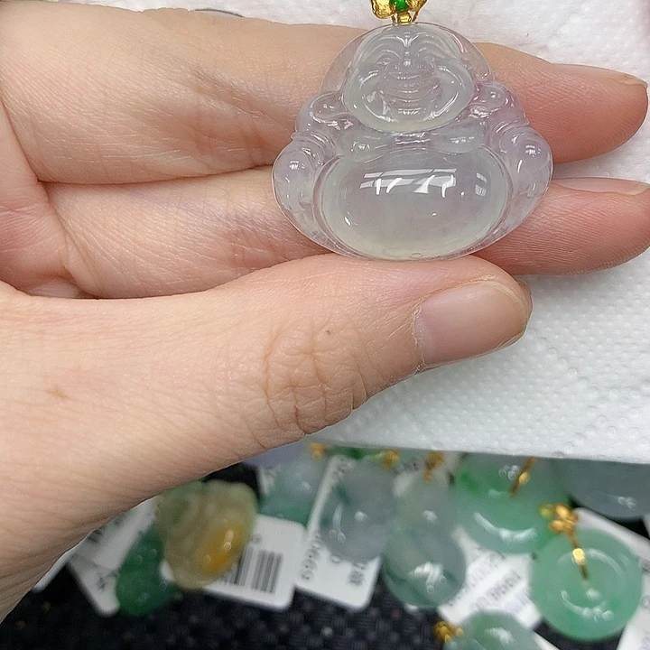 颈饰18K金镶嵌翡翠12345678899