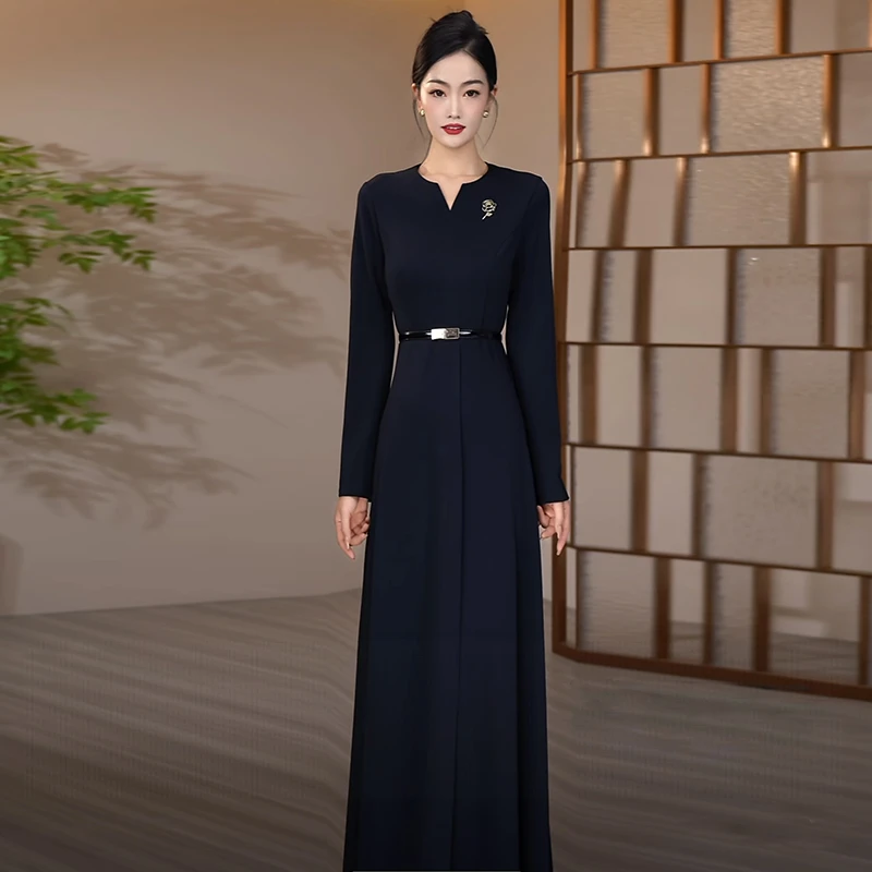 时尚高级感连衣裙2025秋冬新款藏蓝色收腰显瘦气质长袖修身长裙