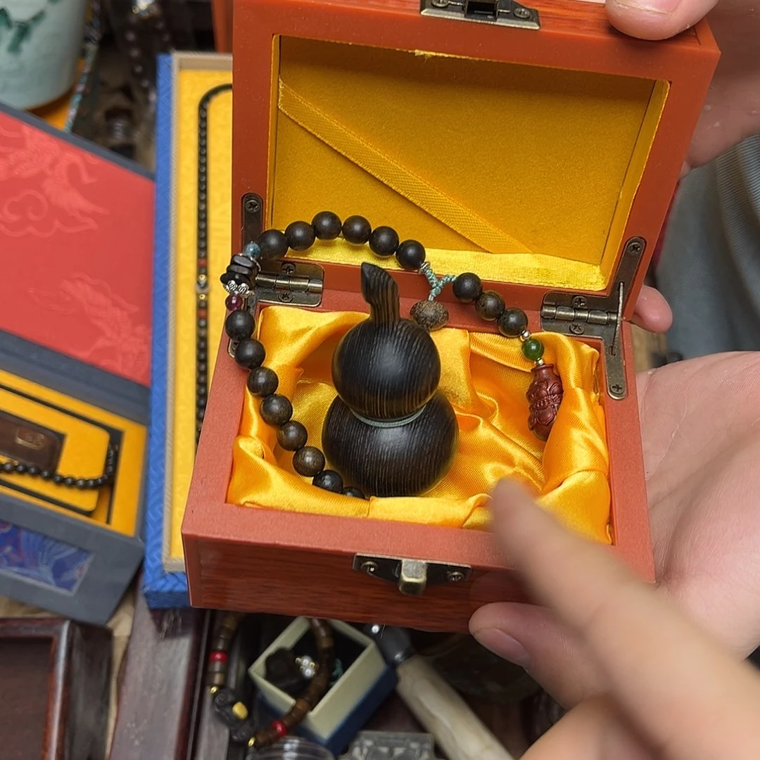 大叶紫檀（黑酸枝木类）