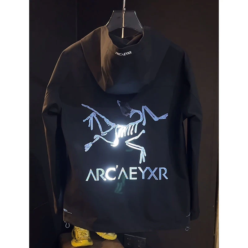 欧货顶奢高定大牌男装外套2025秋新款鸟家字母宽松连帽防晒冲锋衣