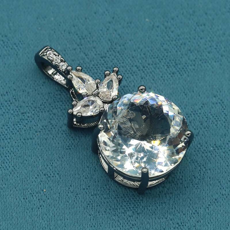 【高级定制】收藏级轻奢时尚设计吊坠M220