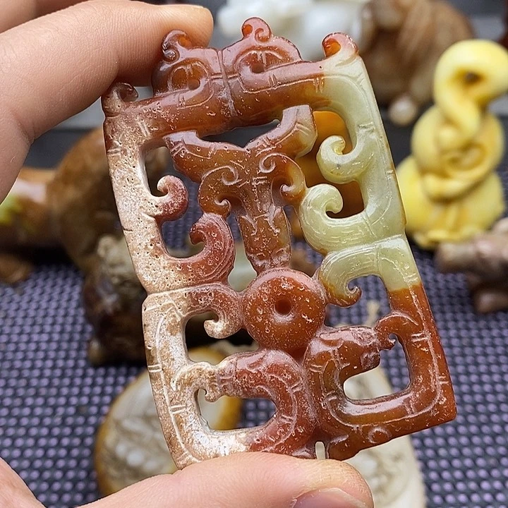 未镶嵌蛇纹石玉颈饰