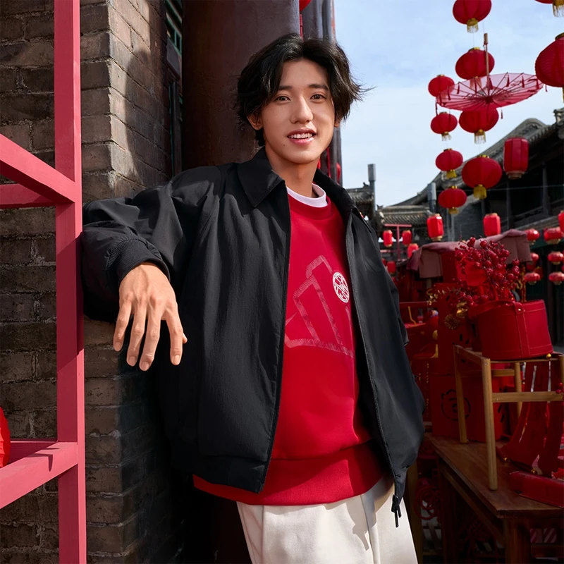 Adidas阿迪达斯男子蛇年新年加绒运动休闲宽松翻领夹克外套JZ4192