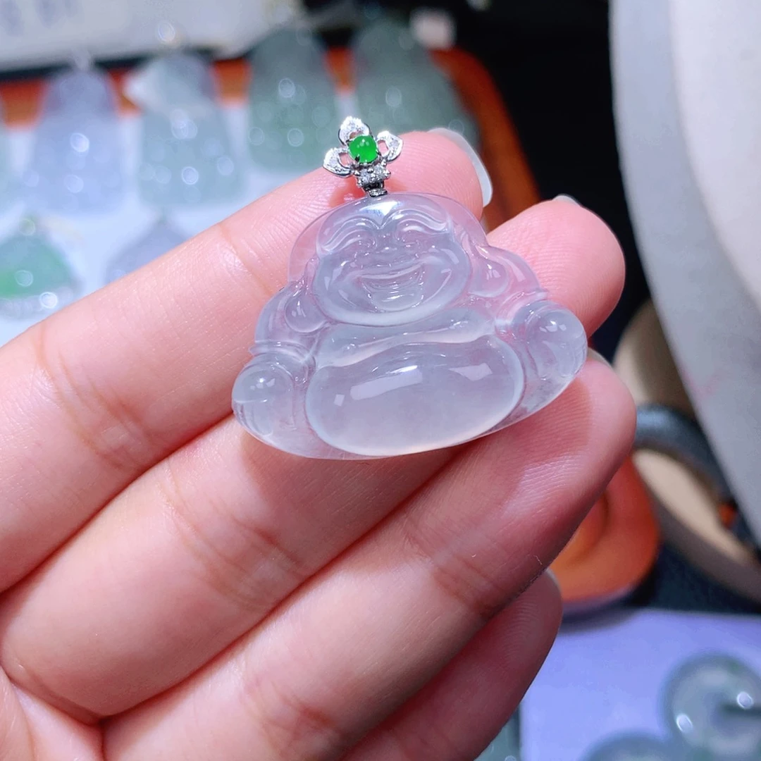 颈饰18K金镶嵌翡翠佛公