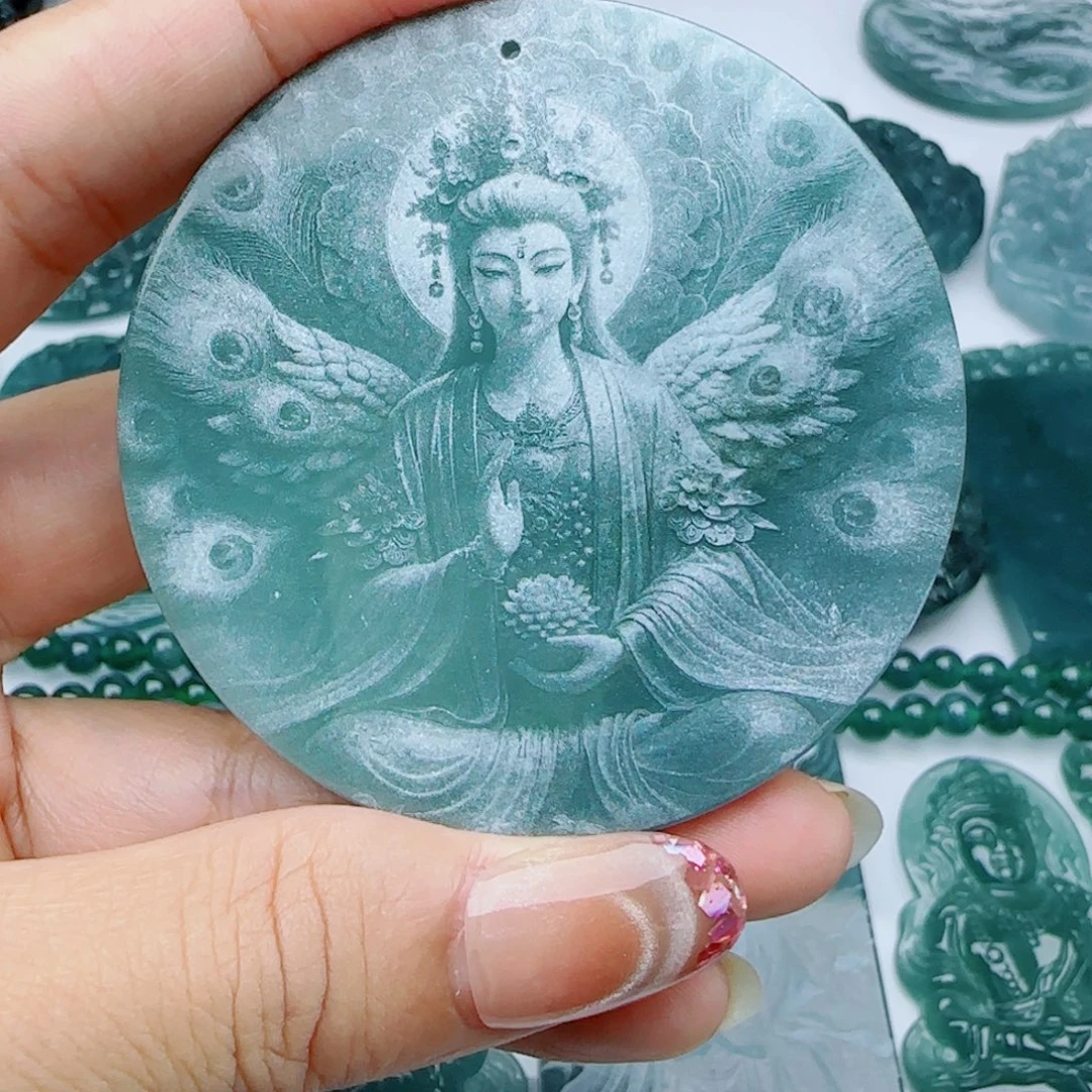 独***败翡翠未镶嵌颈饰多样性发货天然的A货翡翠
