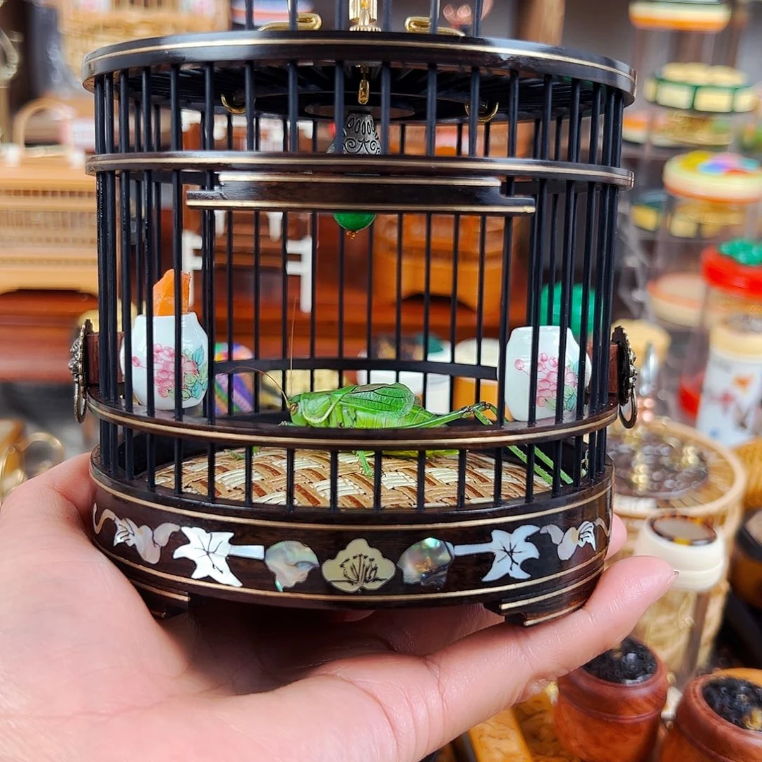 木紫光檀贝壳大圆笼➕瓷罐➕翡翠绿蝈蝈
