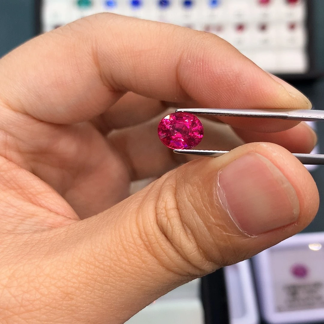 碧玺1.94克拉卢比来未镶嵌